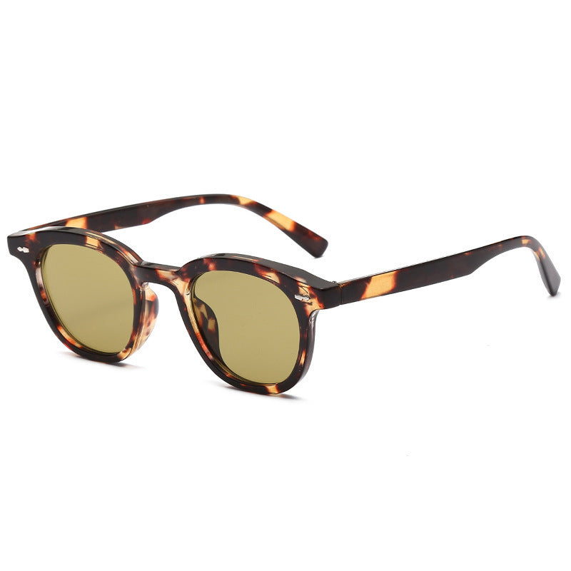 Retro Beige Nail Fashion Sunglasses - cloud line